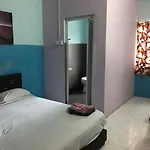 Yb House